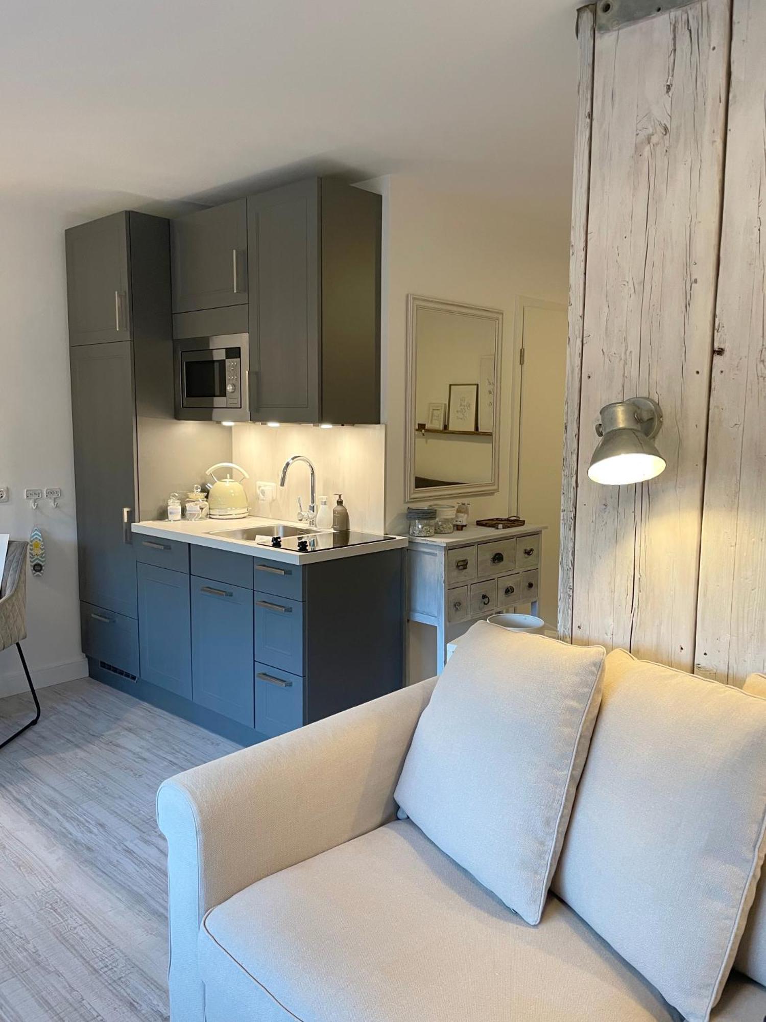 Beach Inn Шарбойтц Екстериор снимка