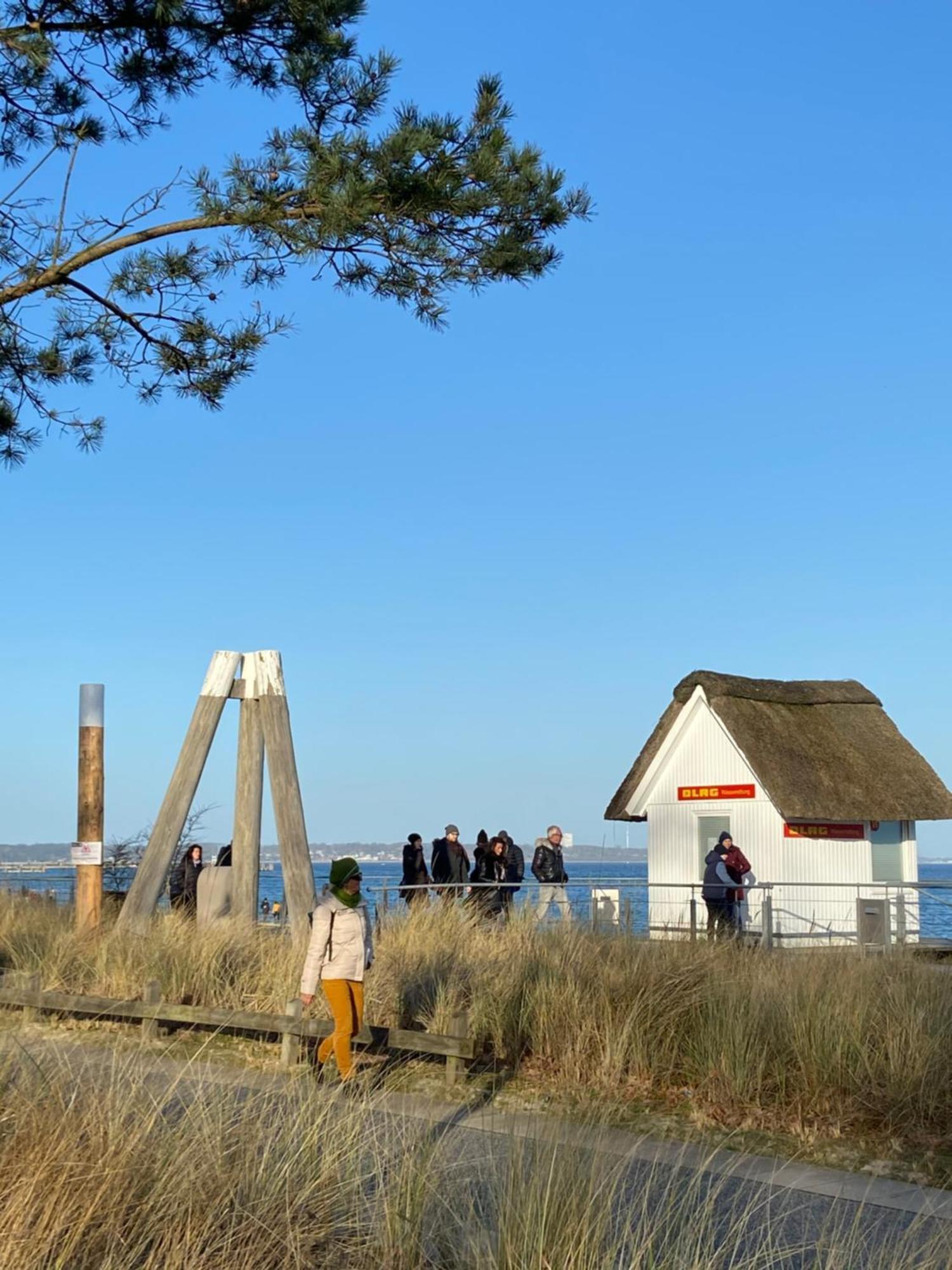 Beach Inn Шарбойтц Екстериор снимка