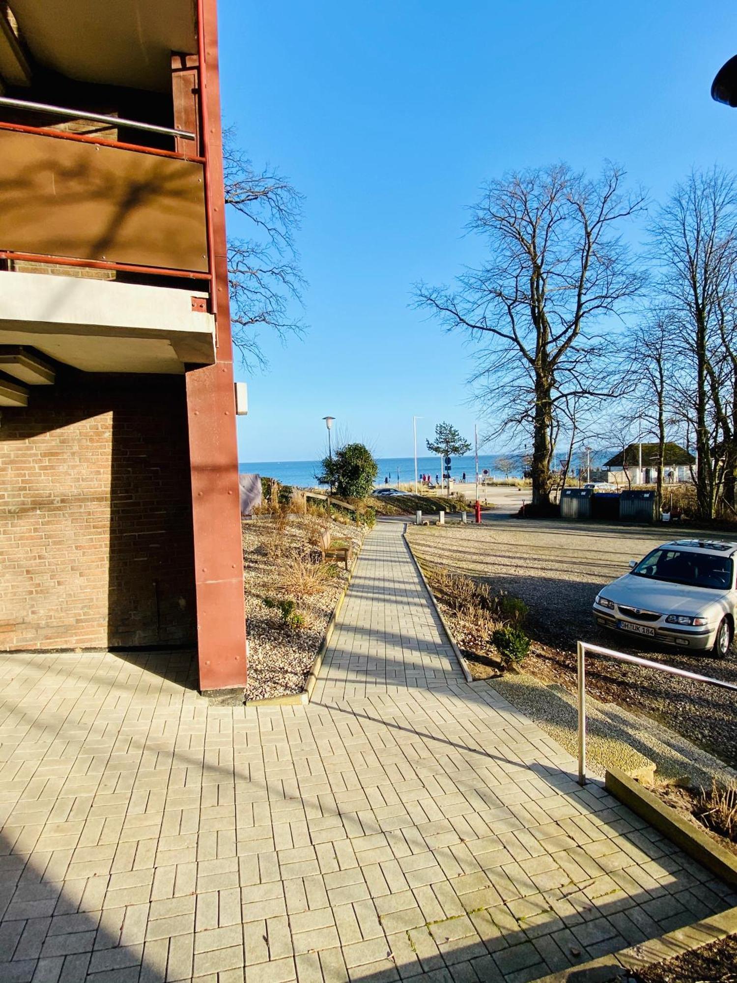 Beach Inn Шарбойтц Екстериор снимка